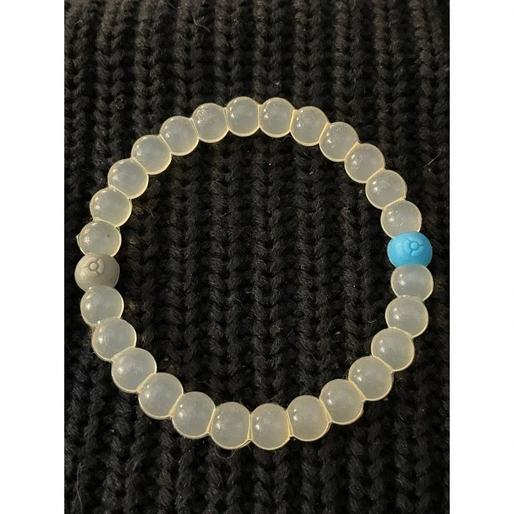 Set Of‎ 2 Black and White Beaded Fashion Style Child's Bracelets